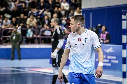 Максим Емельянов уже завтра может стать чемпионом России по футзалу