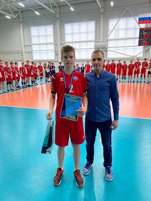 Волейболисты из тюменской спортшколы № 3 выиграли областное первенство