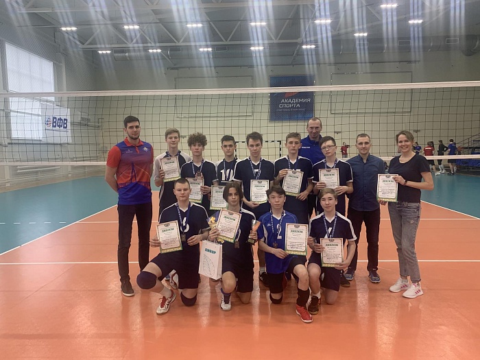 Волейболисты из тюменской спортшколы № 3 выиграли областное первенство