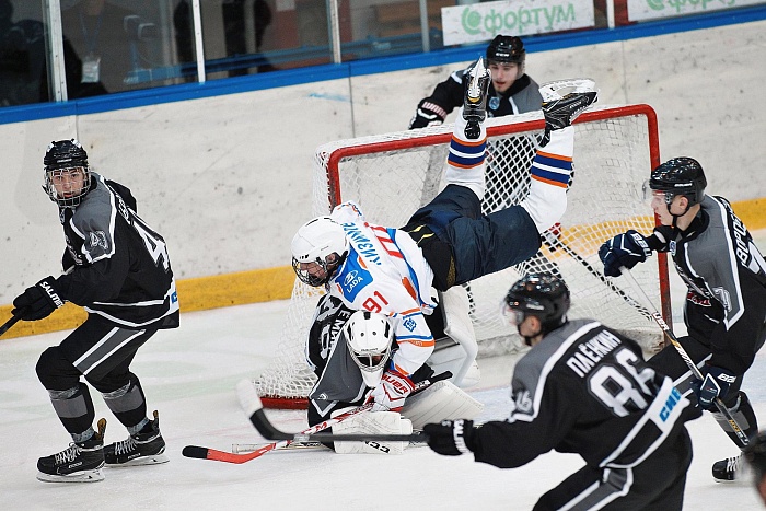 Фото Владимира ОГНЁВА