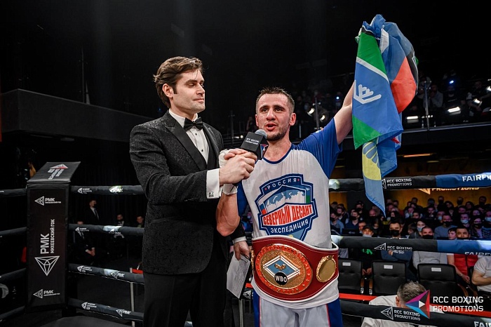 Хозяин ринга не устоял