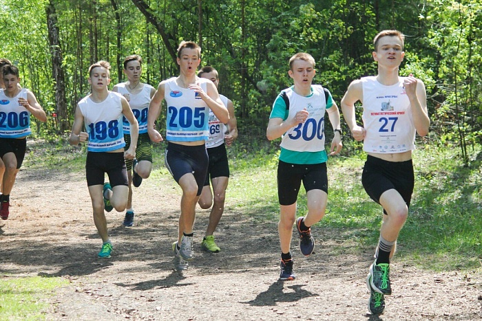 Кросс посвятили памяти Валерия Белова