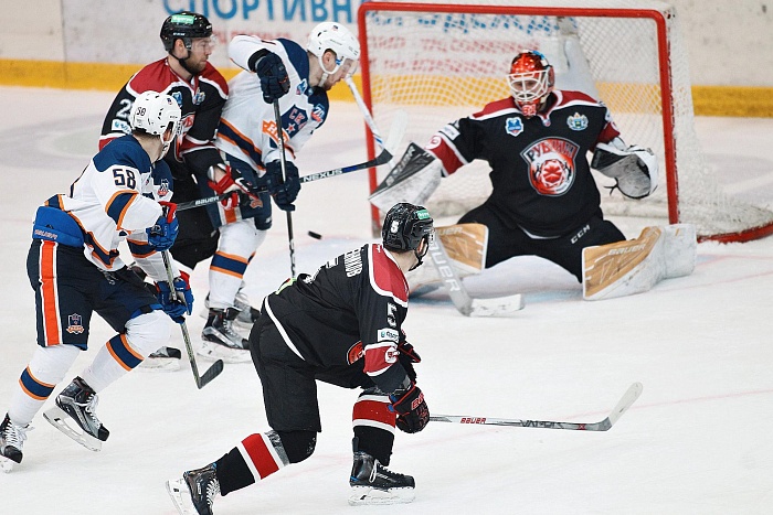 Фото Владимира ОГНЁВА