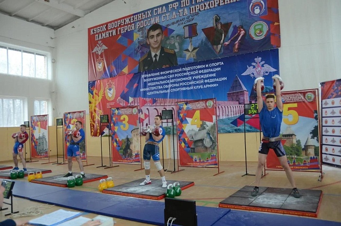 Гиревики выиграли награды в честь Героя России