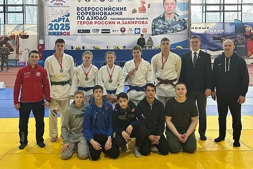 Тюменские дзюдоисты завоевали 7 медалей в Ижевске