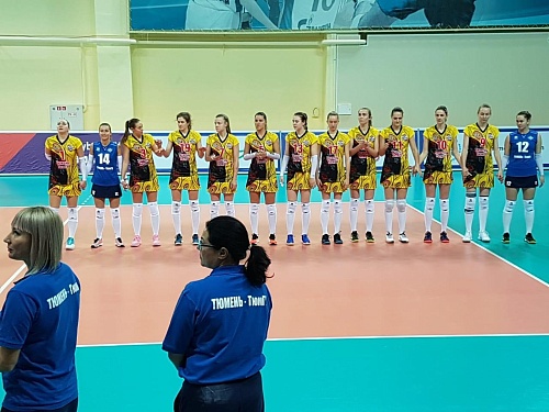 Уступили хозяйкам площадки на тай-брейке