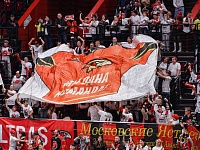 Холдинг «Сибинформбюро» показал хоккей на самой современной арене России