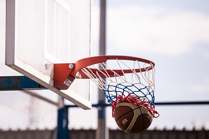 Сибиряки укротили «Спартак»