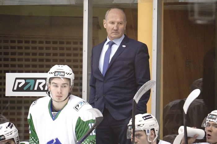 Главный тренер хоккейного клуба «Торос» Равиль Хайдаров: «Хватит уже «Рубину» «на ноль» играть»