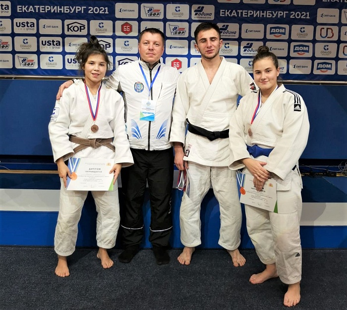 Шестеро добрались до бронзы, один – до серебра