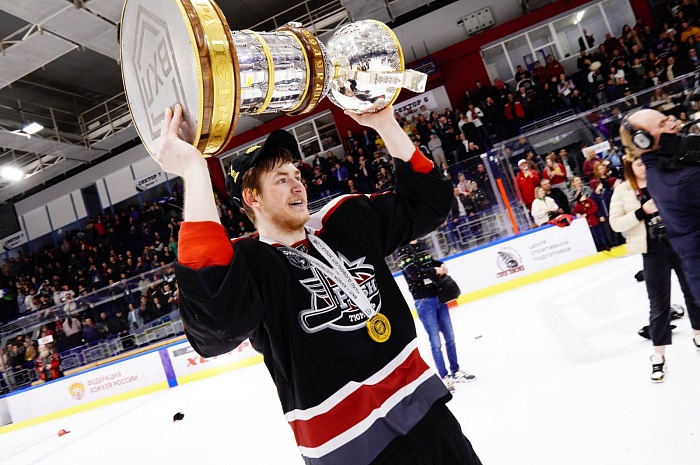 Тюменский хоккейный клуб «Рубин» начинает плей-офф матчами с «Челметом»