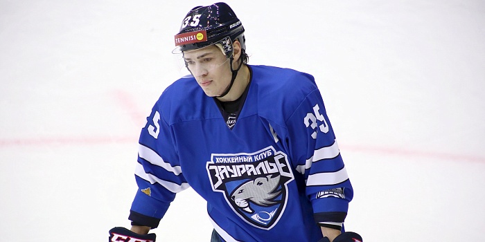 Роман защитника Евгения Сулимова с курганским ХК «Зауралье» завершился