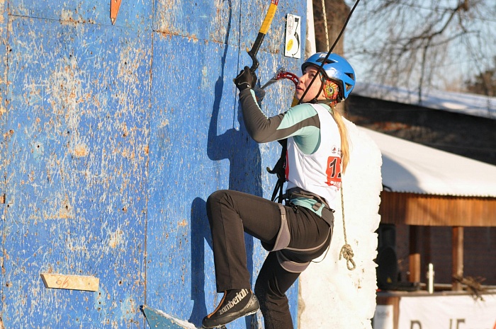 Юлия Филатьева: «Ледолазов привлекает в тюменских стартах «боулдеринг»…»