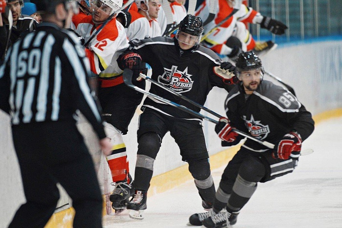 Фото Владимира ОГНЁВА