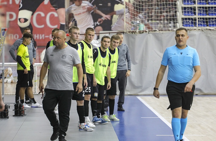 Дублёры мини-футбольного клуба «Тюмень» упустили преимущество в три мяча с «Факелом-ЯНАО»