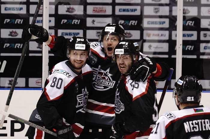 Форвард хоккейного клуба «Рубин»  Кирилл Кошурников: «Сейв Алексея Щетилина придал нам уверенности»