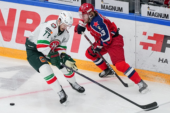 Защитник казанского «Ак Барса» Кирилл Адамчук может помочь Зинэтуле Билялетдинову продолжить добрую традицию в финалах Кубка Гагарина КХЛ