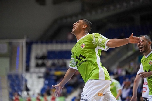 Вилела пока ещё «пылит» в Испании