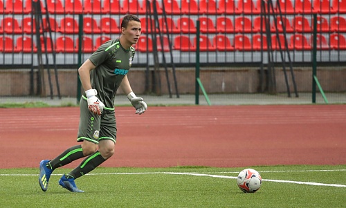 Голкипер тюменцев отразил пенальти, но трофей достался «Жасмину»