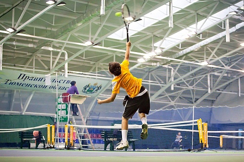 Тюменцы дома пробились в четвертьфинал