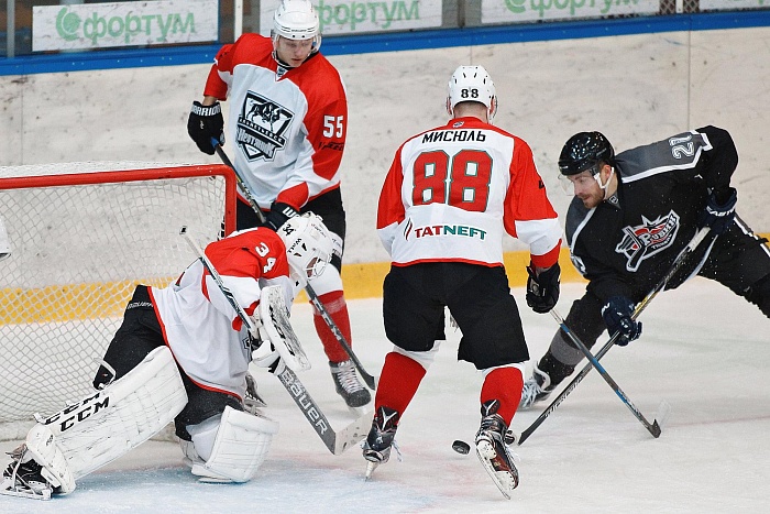 Фото Владимира ОГНЁВА.