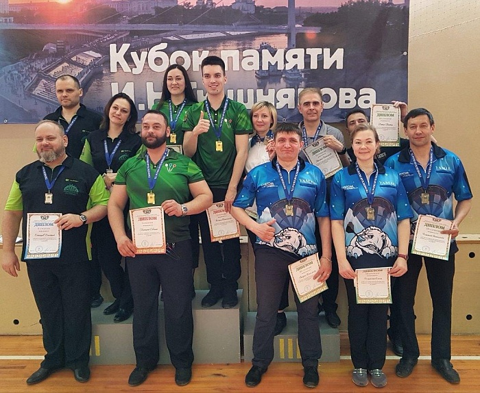 Тюменский дартсмен принес победу броском в центр!