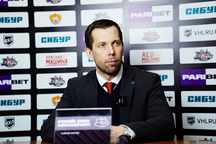 Главный тренер ХК «Рубина» Денис Ячменёв: «При полных трибунах выигрывать вдвойне приятно»