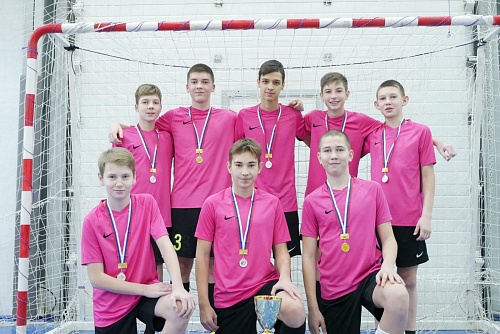 Подопечные Дмитрия Зарвы взяли серебро Новогоднего турнира