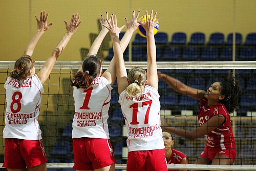 «Тюмень-ТюмГУ» против «Омички». Смотрите матч на «Тюменском времени»