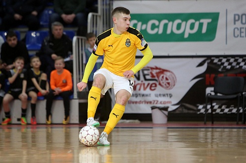 «Спартак» пополнил нефтеюганский форвард