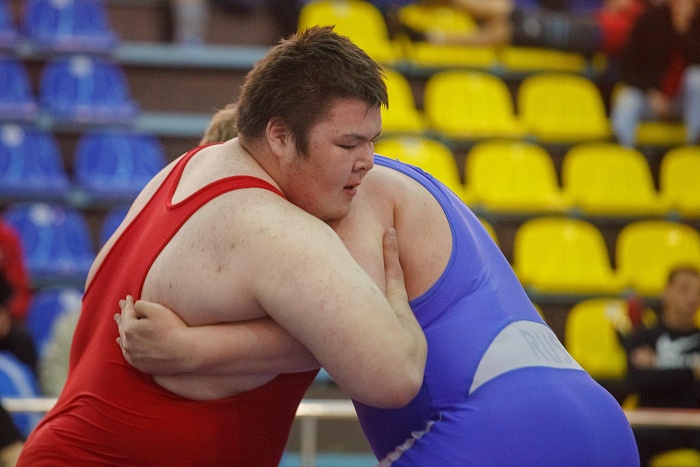Среди тяжелых «классиков» победил Турал