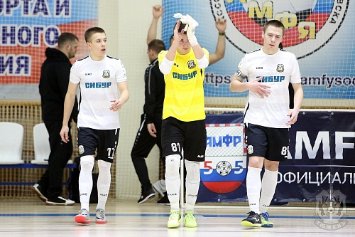 Высшая лига вернется в августе!