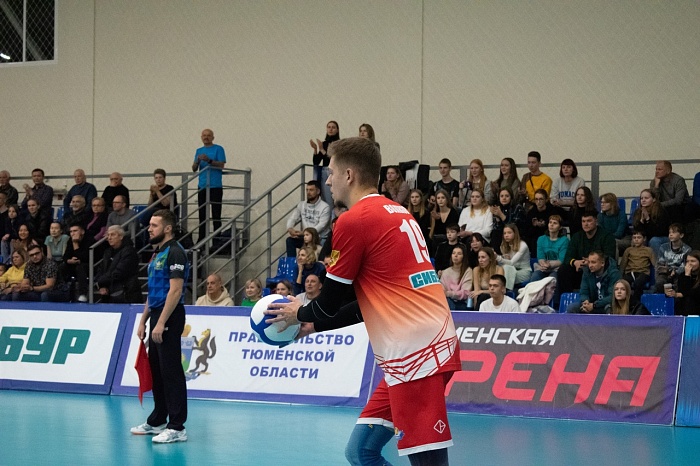 Волейболисты «Тюмени» сыграют в гостях с «изумрудными» железнодорожниками