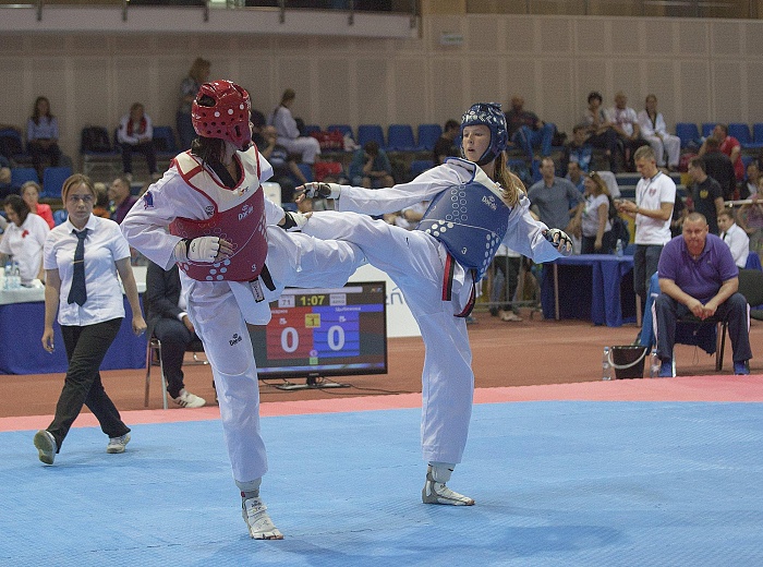 Школа тхэквондо проводит онлайн-занятия