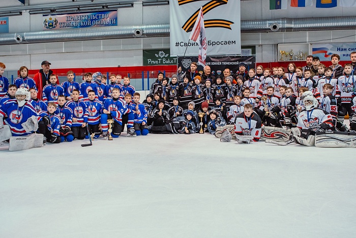 Победителем первенства области по хоккею стал «Тюменский Легион-1»