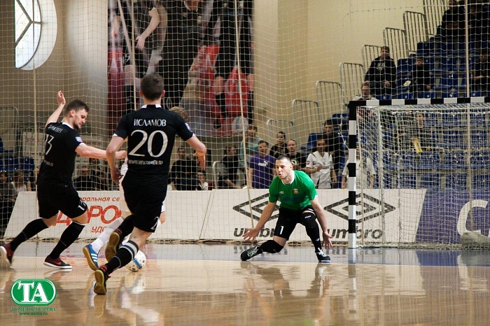 Фото Дани САВИНЫХ