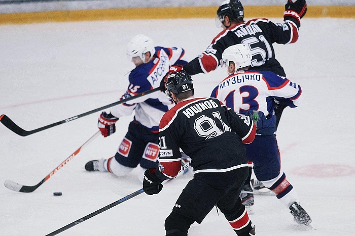 Фото Владимира ОГНЁВА