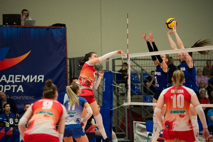 Волейболистки «Тюмени» проведут четыре матча в Анапе