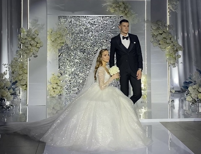 Экс-голкипер футбольного клуба «Тюмень» Вячеслав Граб: «Свадьба зимой – это хорошо, главное - на улице не праздновать»