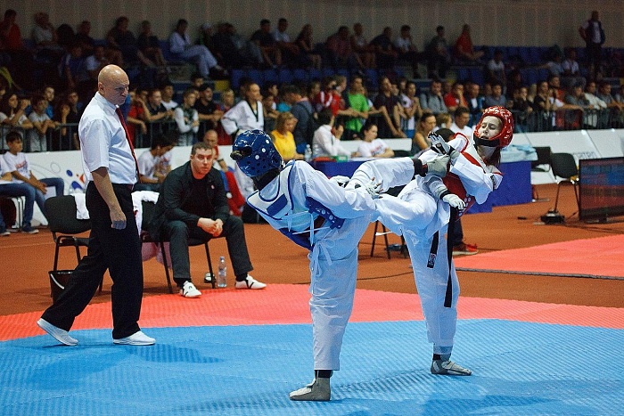 Тюменские тхэквондисты побеждали в Челябинске