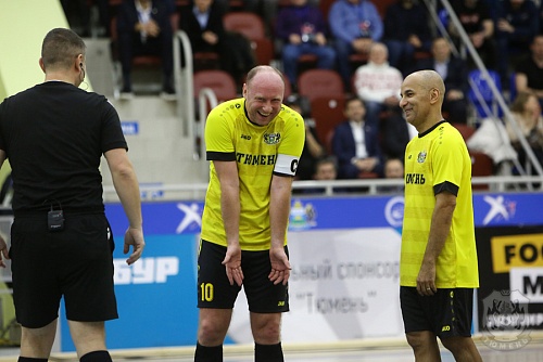 Денис Абышев и Афранио спасли «Россар» от поражения  в чемпионате Тюмени по мини-футболу