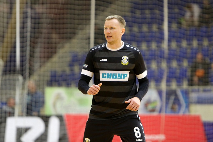 Президент мини-футбольного клуба «Тюмень» Александр Попов: «Саша Упалёв травмы получил не на танцах, а потому что в каждом матче рубится»