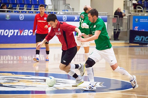 Дублеры расправились с пивоварами