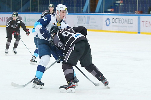 Тюменцы во второй раз уступили «снайперам»