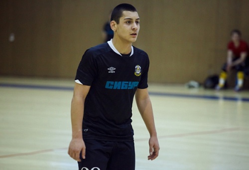 Хет-трик Рамиля Гулиева поднял «Славстрой» на первое место