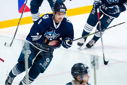 Александр Осипов успел сыграть за «Адмирал»