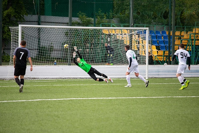 Заводчане нокаутировали «Прибой»