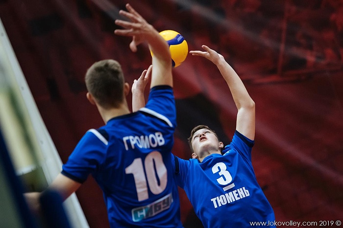 Новоуренгойцы вновь были сильнее