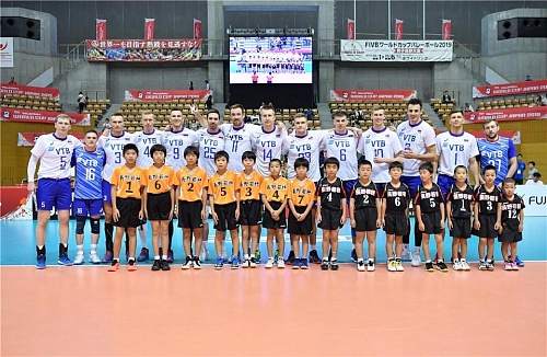 В двух матчах сыграли без тюменца и сургутянина