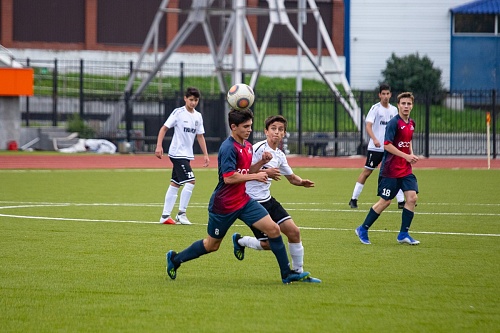 Уральцы ведут погоню за тюменцами